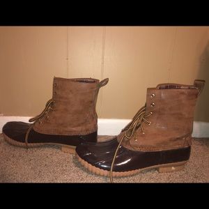 duck boots
